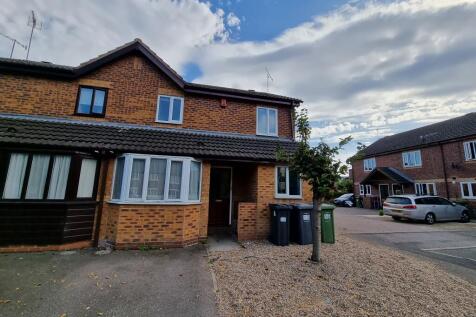 6-bed house on 17 Gundry Close, Leamington Spa, £2,790/mo