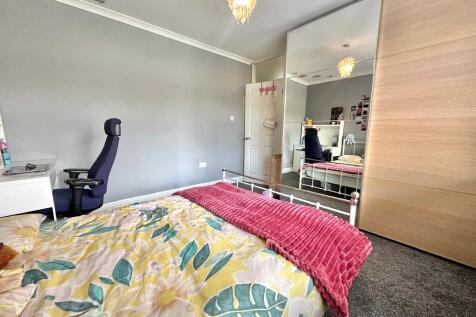 PHOTO-2025-09-07-...