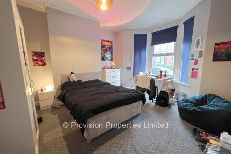 Cliff Mount, Woodhouse, Leeds, LS6 photo 3