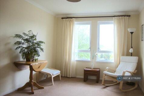 Living/Dining Room 2 