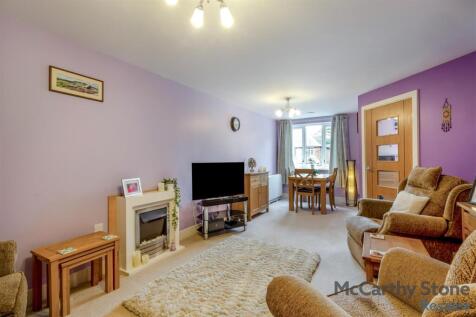 8689808-interior10.jpg