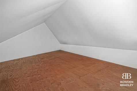 Outbuilding with loft room