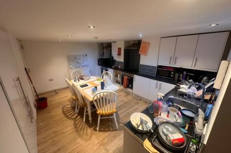 Estcourt Terrace, Headingley, Leeds, West Yorkshire, LS6 photo 4