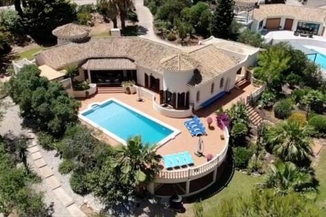 Villa and Garden