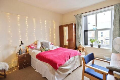 15 Roslin Road, Sheffield photo 2
