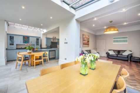 WW 19272133  (7).jpg