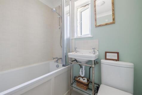 Annex bathroom