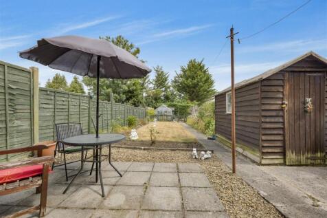 Rear Garden 2.jpg