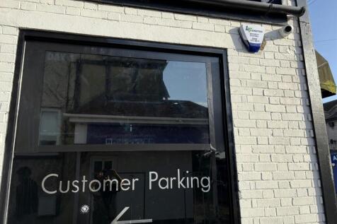 P02 - Customer parking sign.jpg