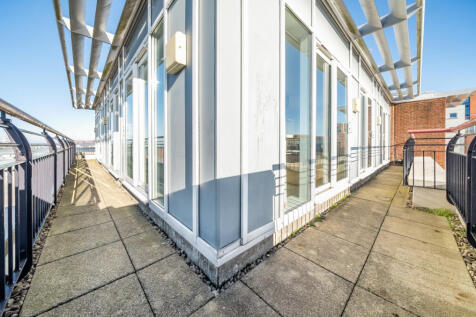 1381776-31-692061...