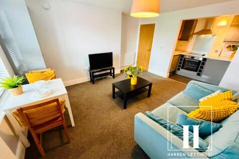 2-bed flat on Musters Road, West Bridgford, Nottingham, NG2, £1,200/mo