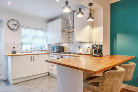 1370730-3-68f6417...