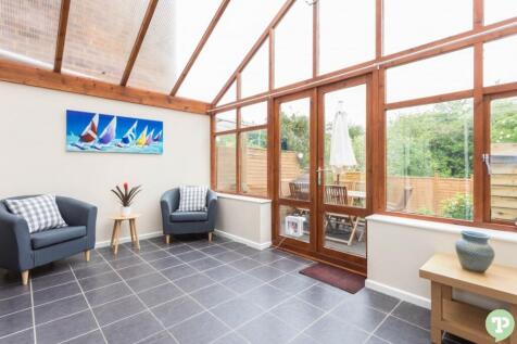 Conservatory to rear of property