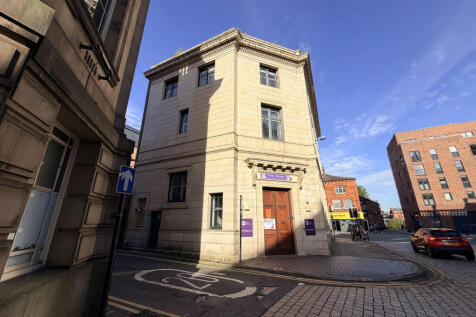 Thebank24598image00001.jpg