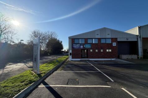 17 Ashford Industrial Estate Exterior 1.jpeg