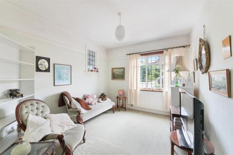 ST JAMES AVENUE, (18).jpg