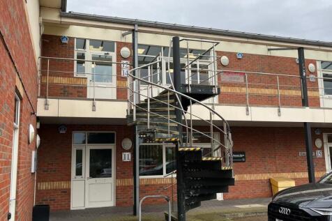 WhatsApp Image 20251001 at 121925_891346be.jpg