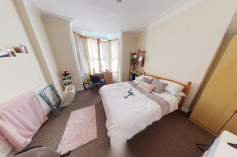 15 Laurie Avenue, Nottingham, NG7 6PG photo 4