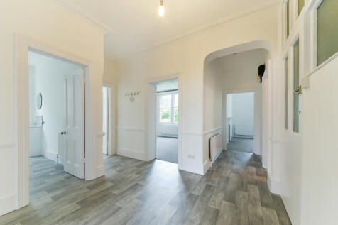 Ridgway Gardens, SW19 photo 2