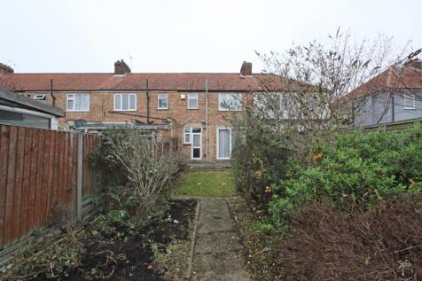 IMG_7082 garden rear.jpg