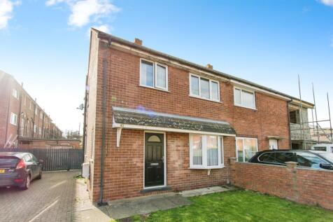 Castleford, WF10 - property photo