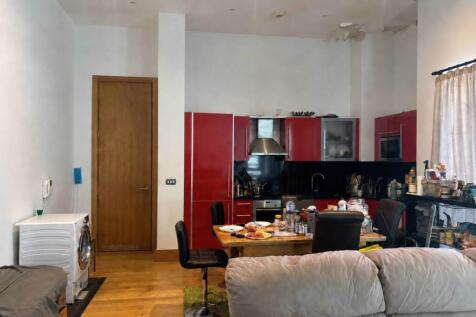 Living room section 1/3