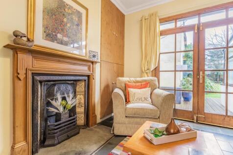 RECEPTION ROOM ONE