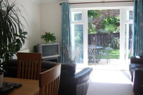 Ellerton Way, Wrecclesham photo 3