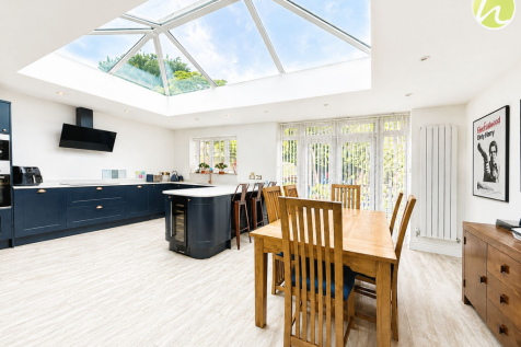 Kitchen/ Dining/ Family Room
