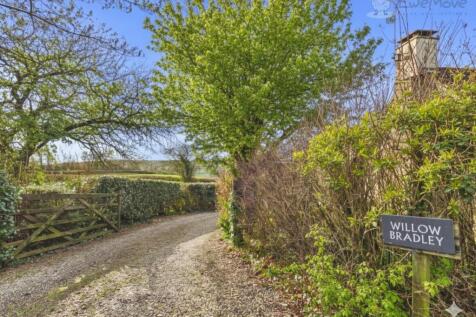 EWEMOVE TIVERTON - WILLOW BRADLEY