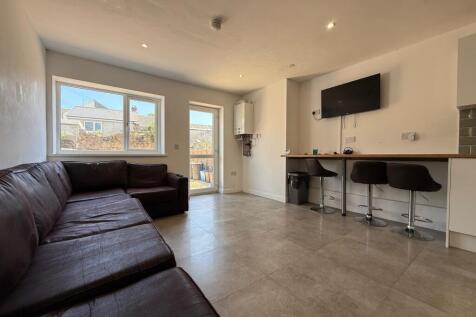 Darran Street, Cathays photo 3