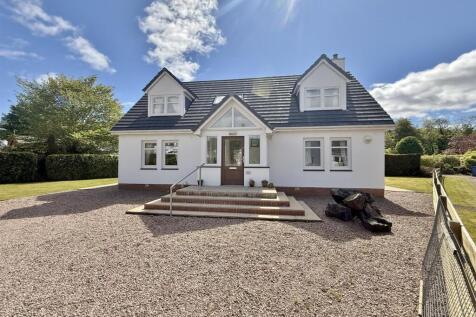 6 The Paddock, front