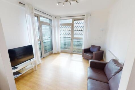 3 Bedroom Terraced in NG1 6FE