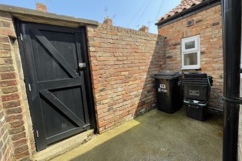 yard Gordon street.png