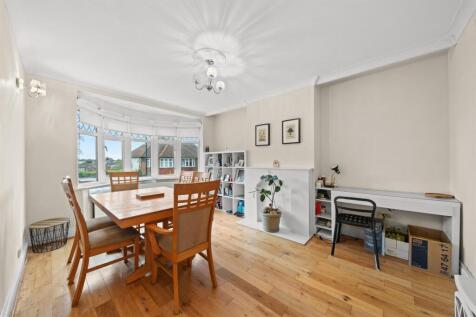 FRONT RECEPTION ROOM