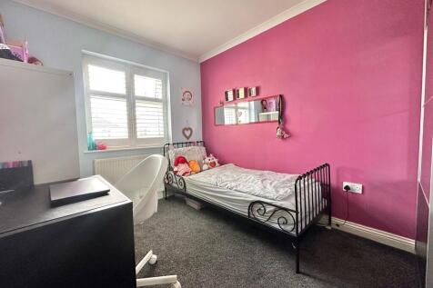 PHOTO-2025-09-07-...