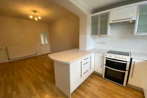 East Bank View, Chesterfield, S41 photo 5