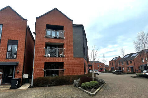 First Floor Flat - Siskin Close