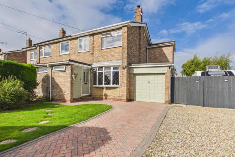 3 Bedroom Semi-Detached House - For Sale