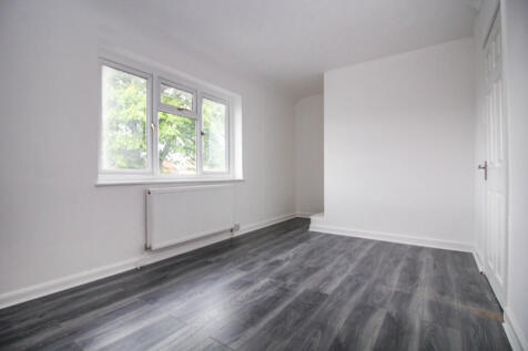 1024px.2395936__1682696167-20307-FirstBedroom