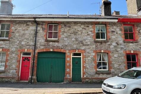 Click to visit Rightmove listing