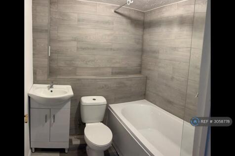 Brackendene, Bradley Stoke, BS32 photo 3
