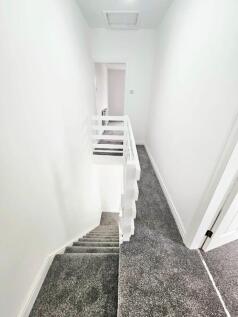 Windmill Lane, Stockport, SK5 photo 5