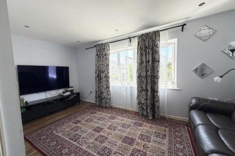 Brinson Way, Aveley, Thurrock photo 3