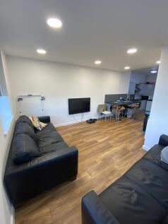 6 Bed House