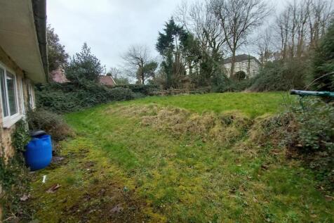 15 Lenwood Gdn 1.jpg