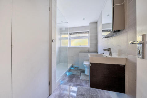 1361914-1-68e3ed8...