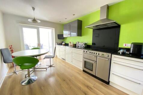 Kitchen Breakfast...