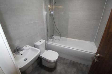 bathroom .JPG