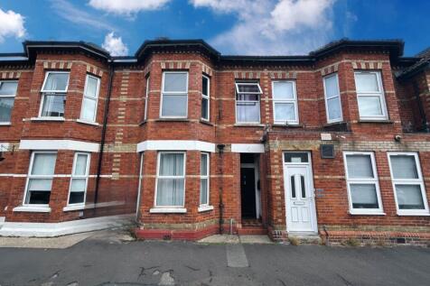 Yeovil, BA20 - property photo